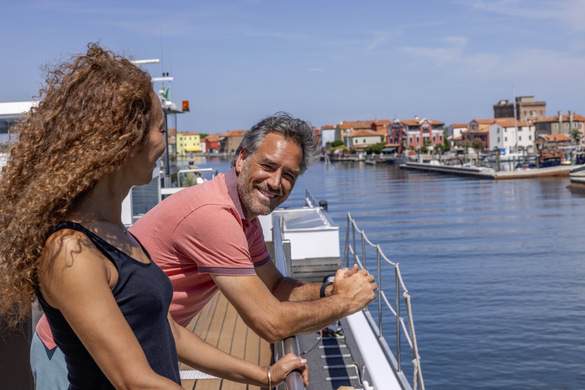 UNIWORLD Boutique River Cruises S.S. La Venezia Sun Deck Lifestyle In Venice 12.jpeg